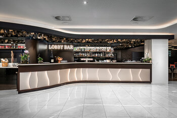 Lobby bar